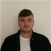 Docente di storia dell'arte cerca di avvicinare i suoi alunni alla ricerca della bellezza, in tutte le sue forme e sfaccettature